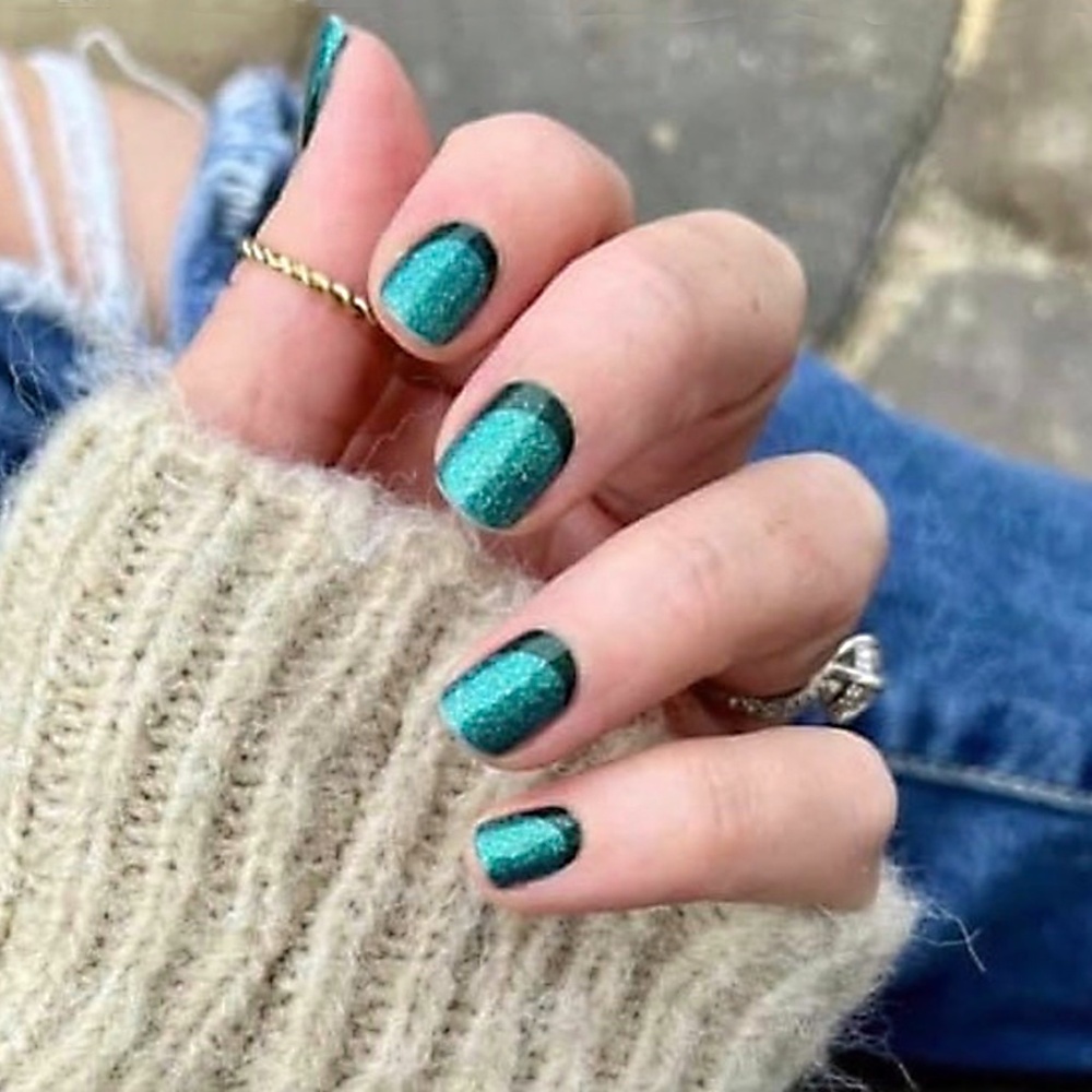 Feeling Pine 💅✨ Color STREET NEW Sealed - Long Lasting Nail Polish Strips